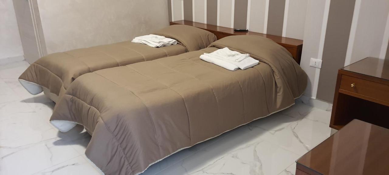 Hotel Holiday Foggia Zewnętrze zdjęcie