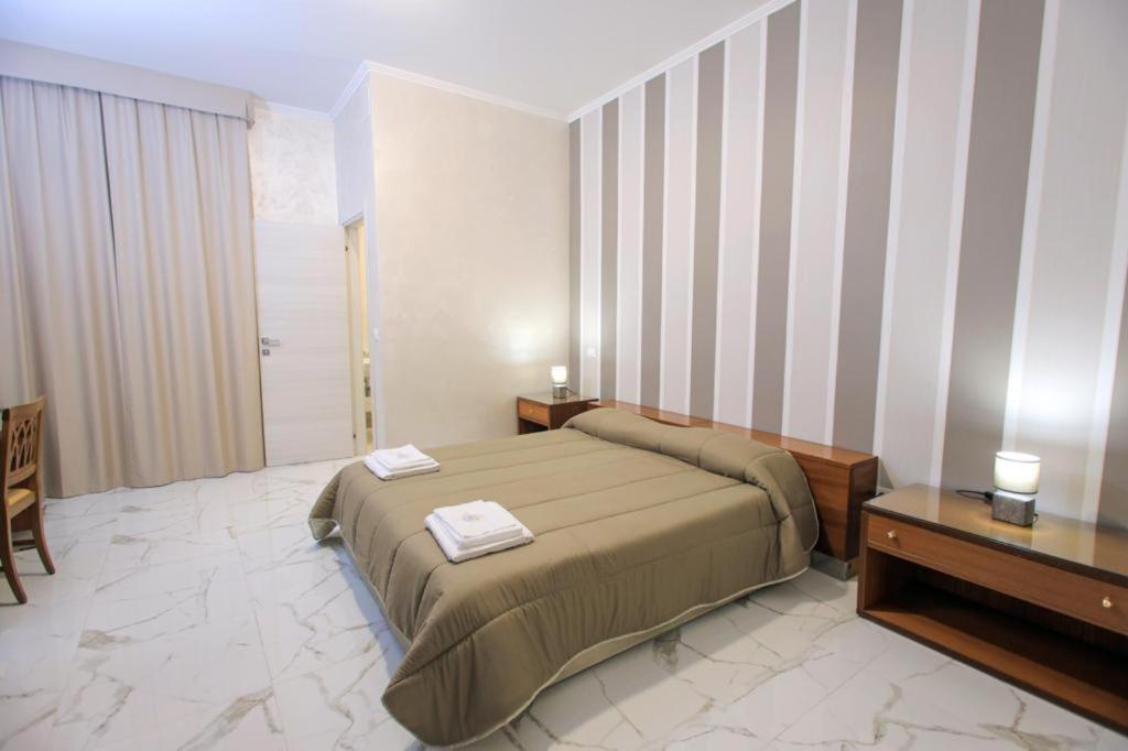 Hotel Holiday Foggia Zewnętrze zdjęcie