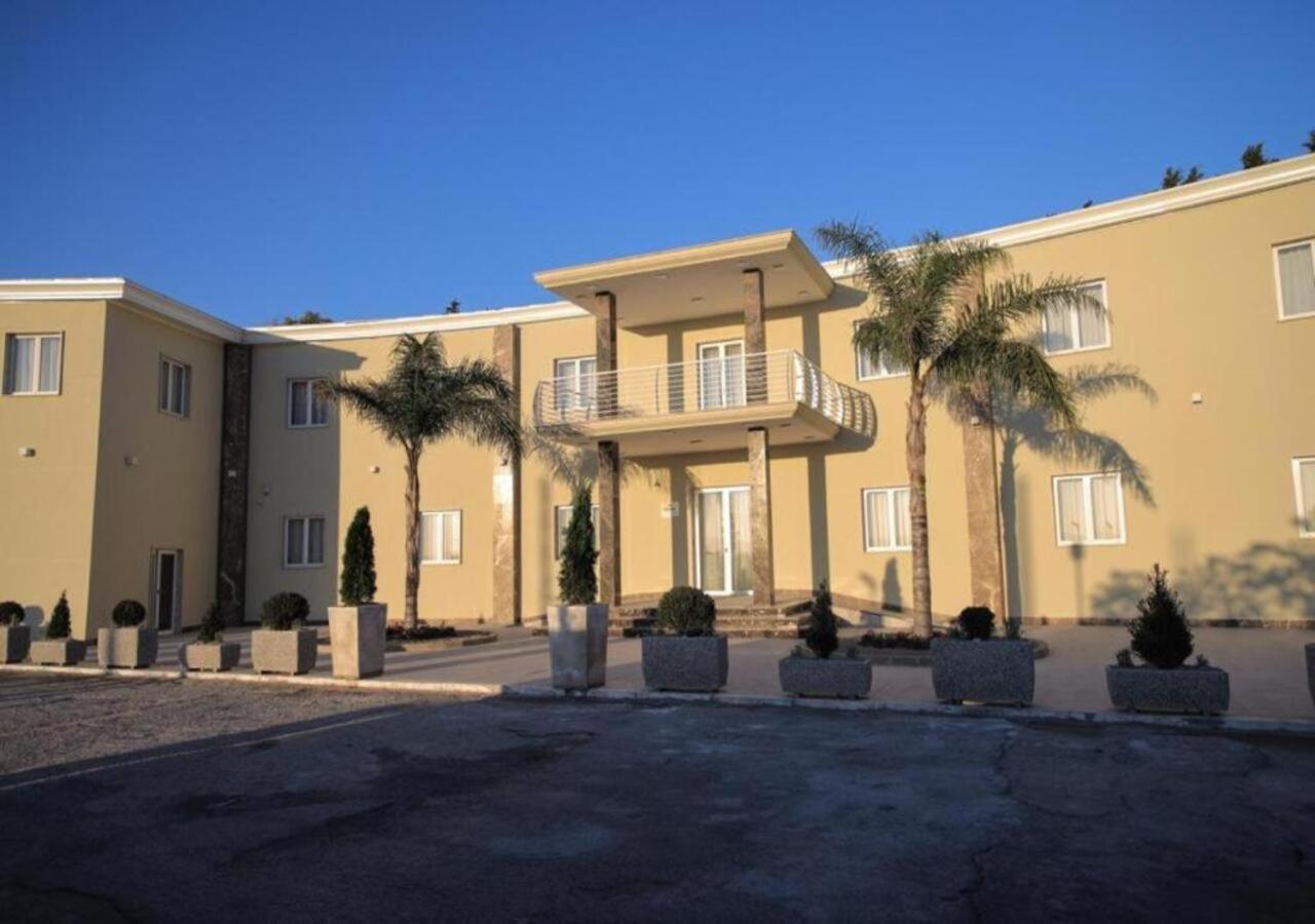 Hotel Holiday Foggia Zewnętrze zdjęcie
