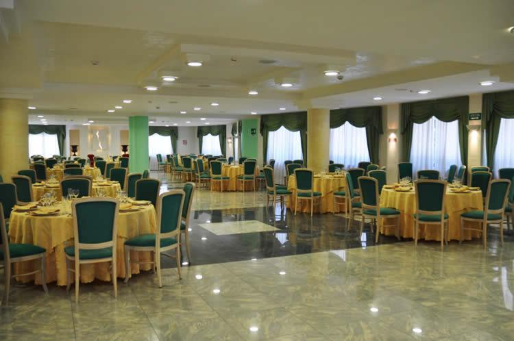 Hotel Holiday Foggia Zewnętrze zdjęcie